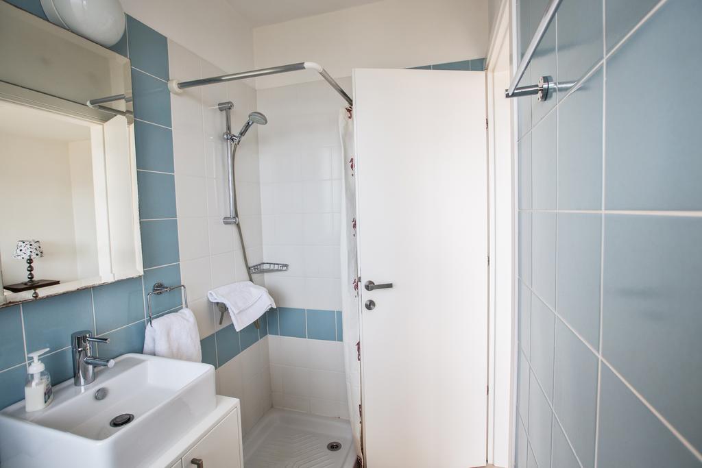 Esprit Villa 20 Polis Kamer foto
