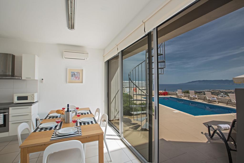 Esprit Villa 20 Polis Kamer foto