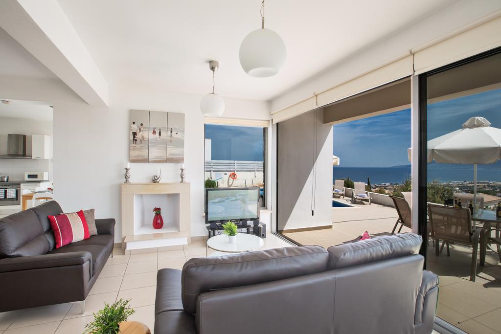 Esprit Villa 20 Polis Kamer foto